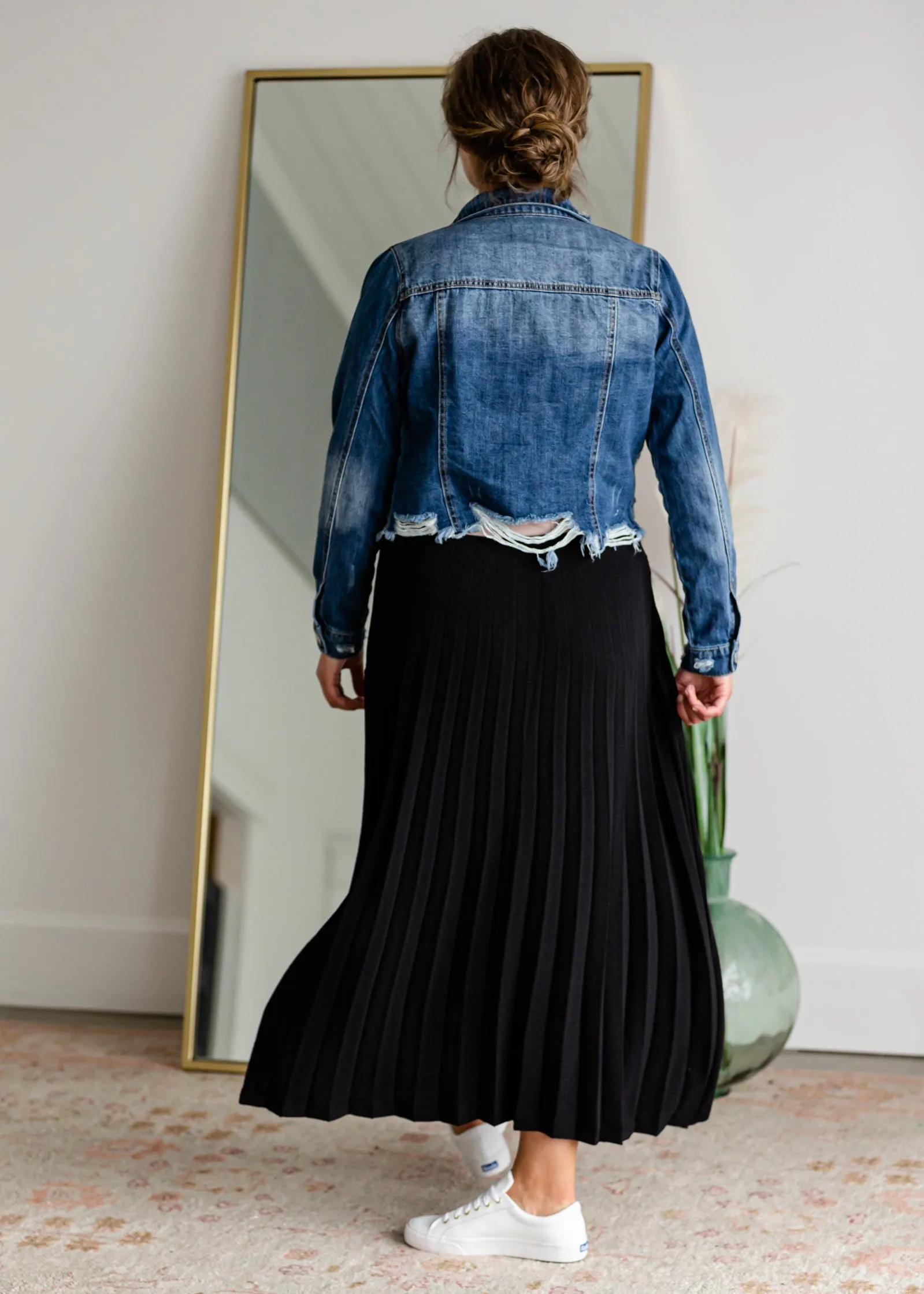 Black Pleated High Waisted Skirt - FINAL SALE