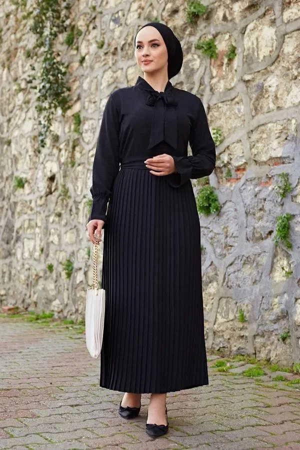 Black Pleated Maxi Dress