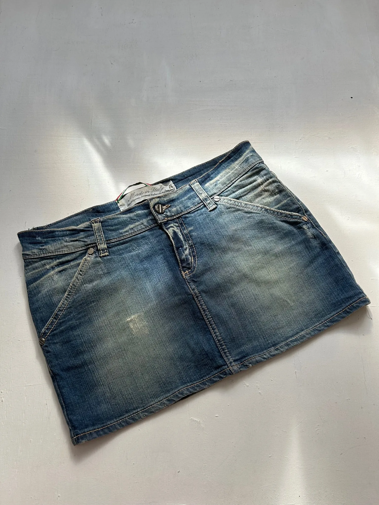 Blue denim low rise mini y2k 90s vintage skirt (S)