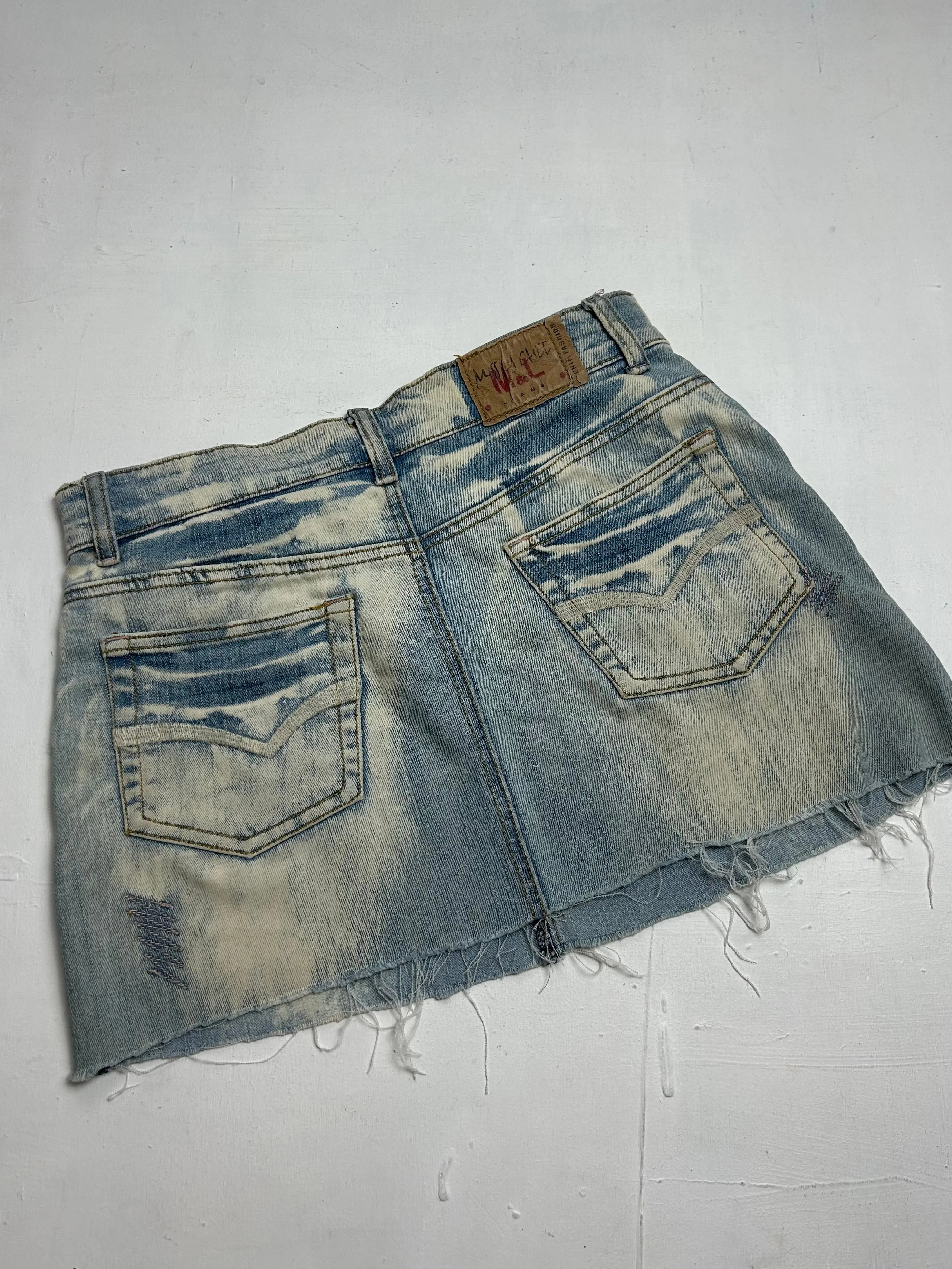 Blue denim low rise y2k 90s vintage mini skirt (M)