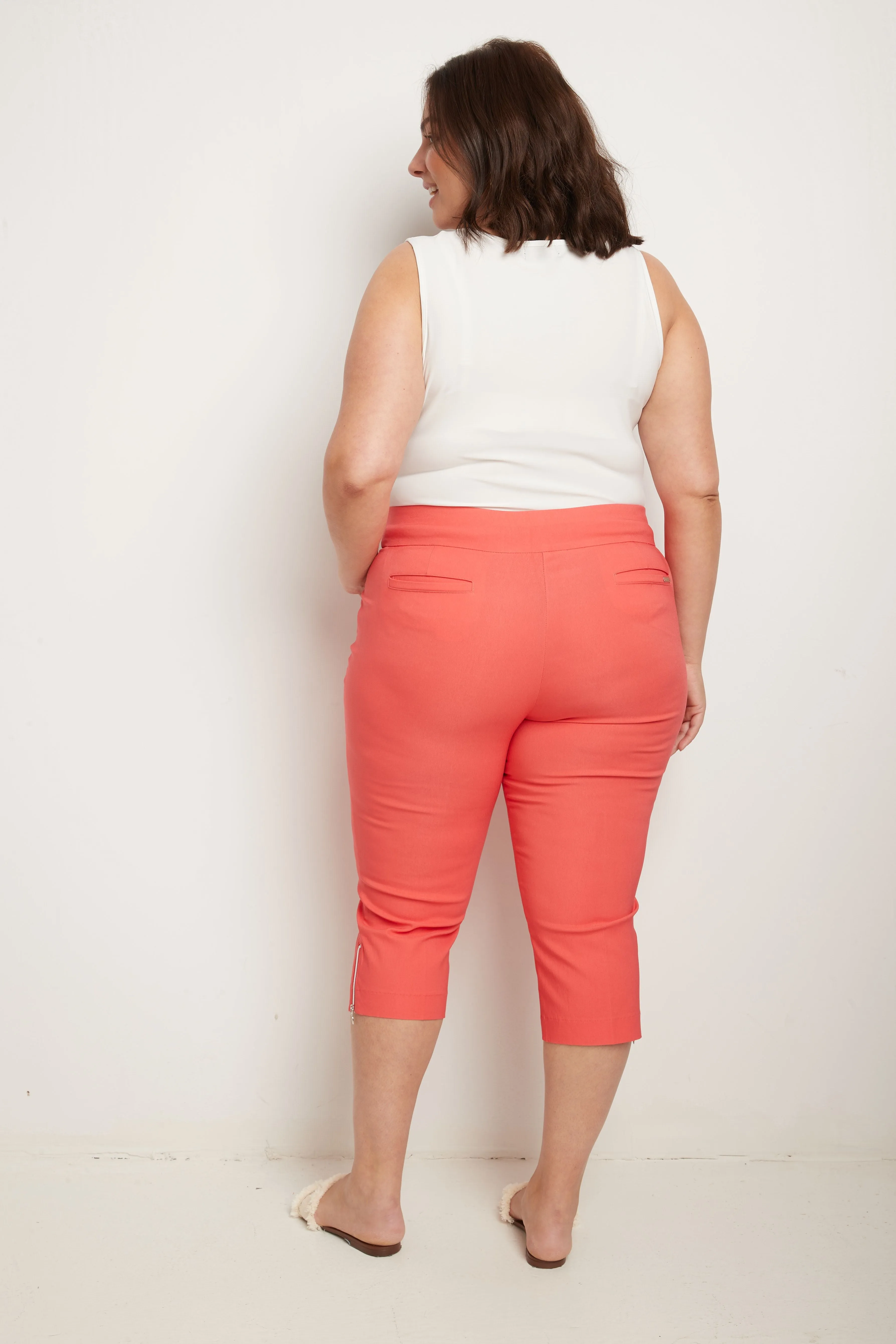 Curvy Chic Capris with Zipper Detail at the Hem