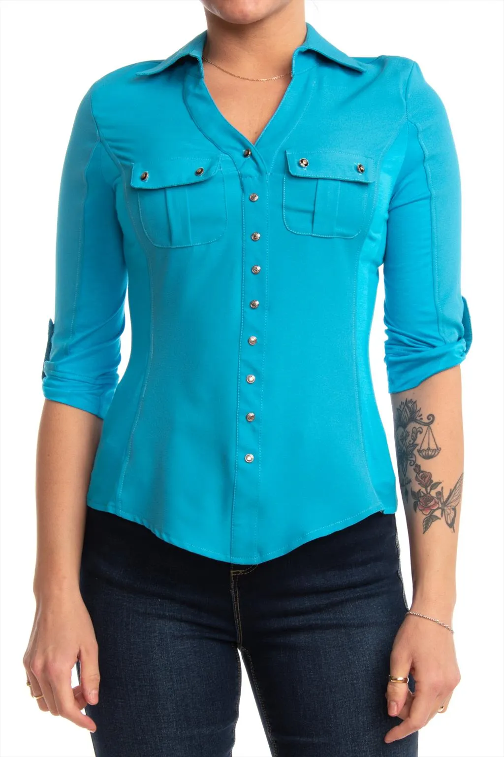 Fitted blouse with pockets