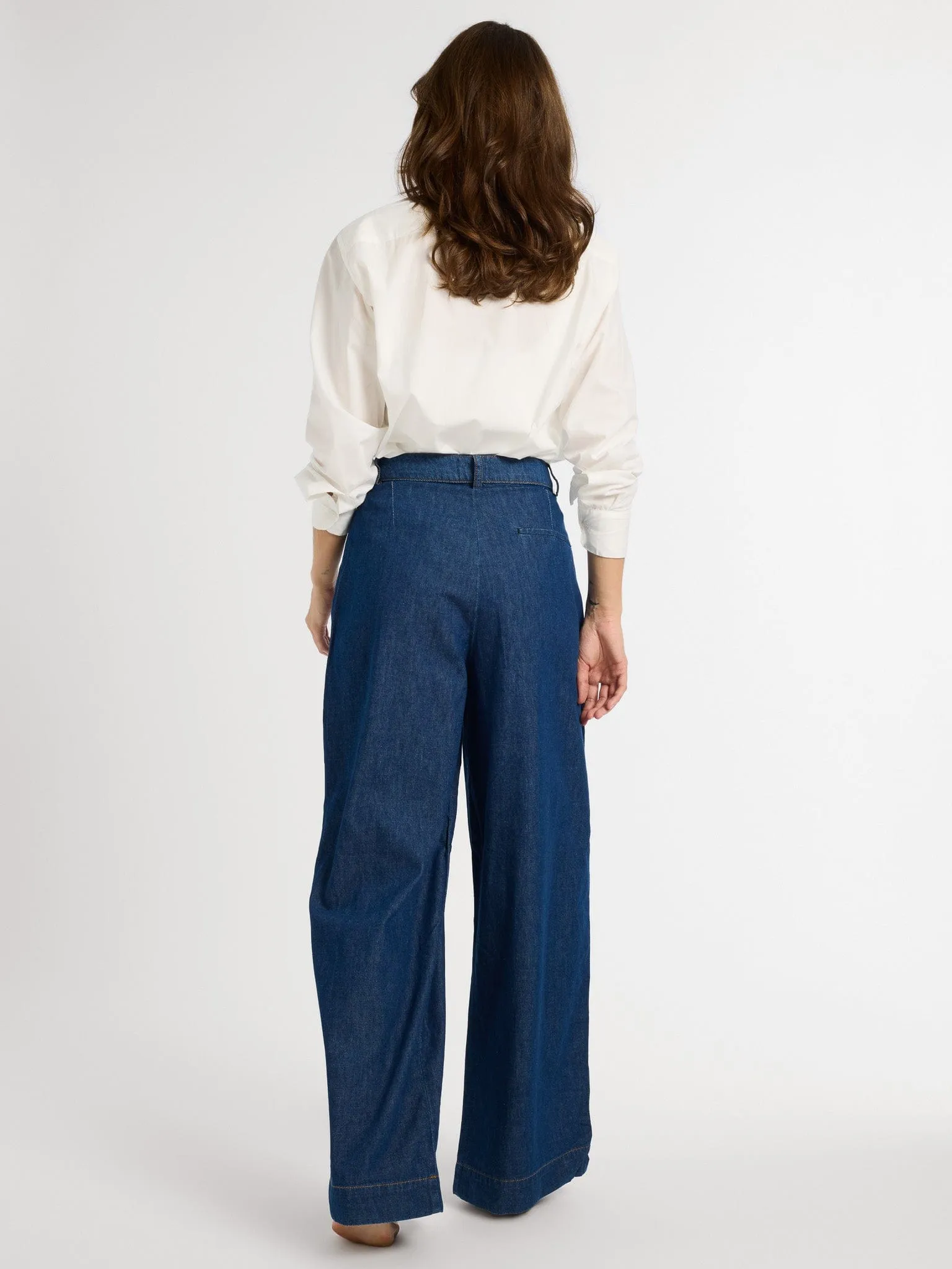 Hepburn Pant in Greenwich