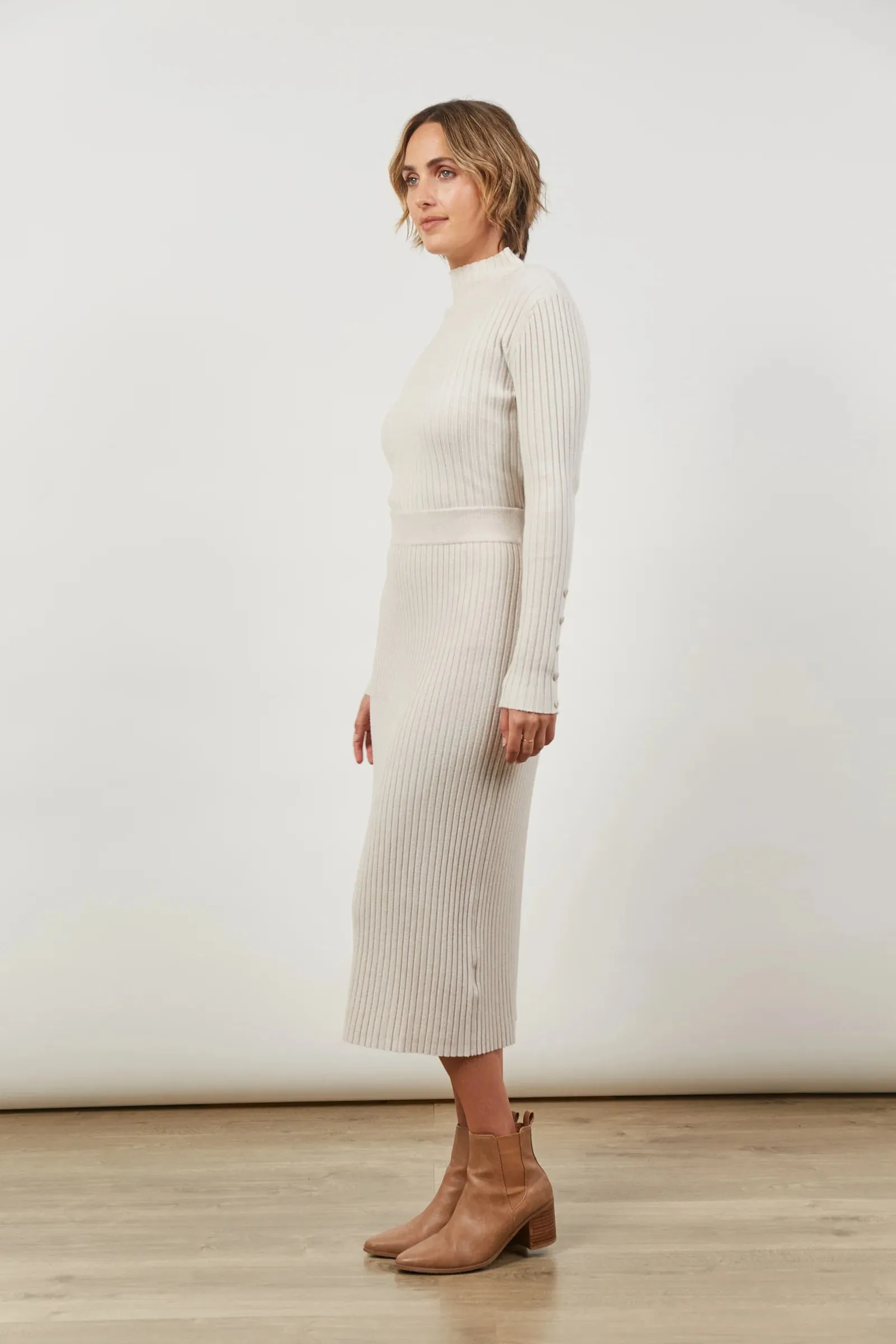 ISLE OF MINE Skyline Knit Skirt CREME