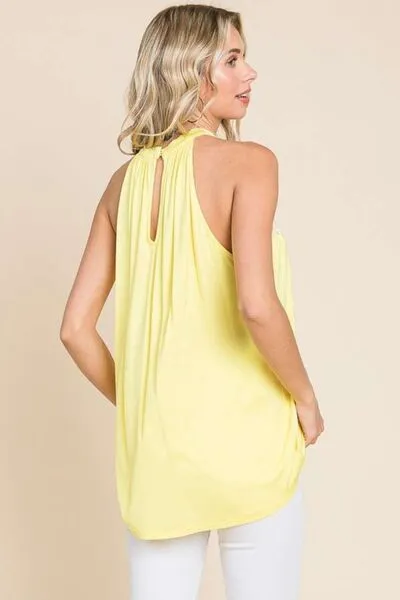 Lace Panel Sleeveless Round Neck Top in Yellow