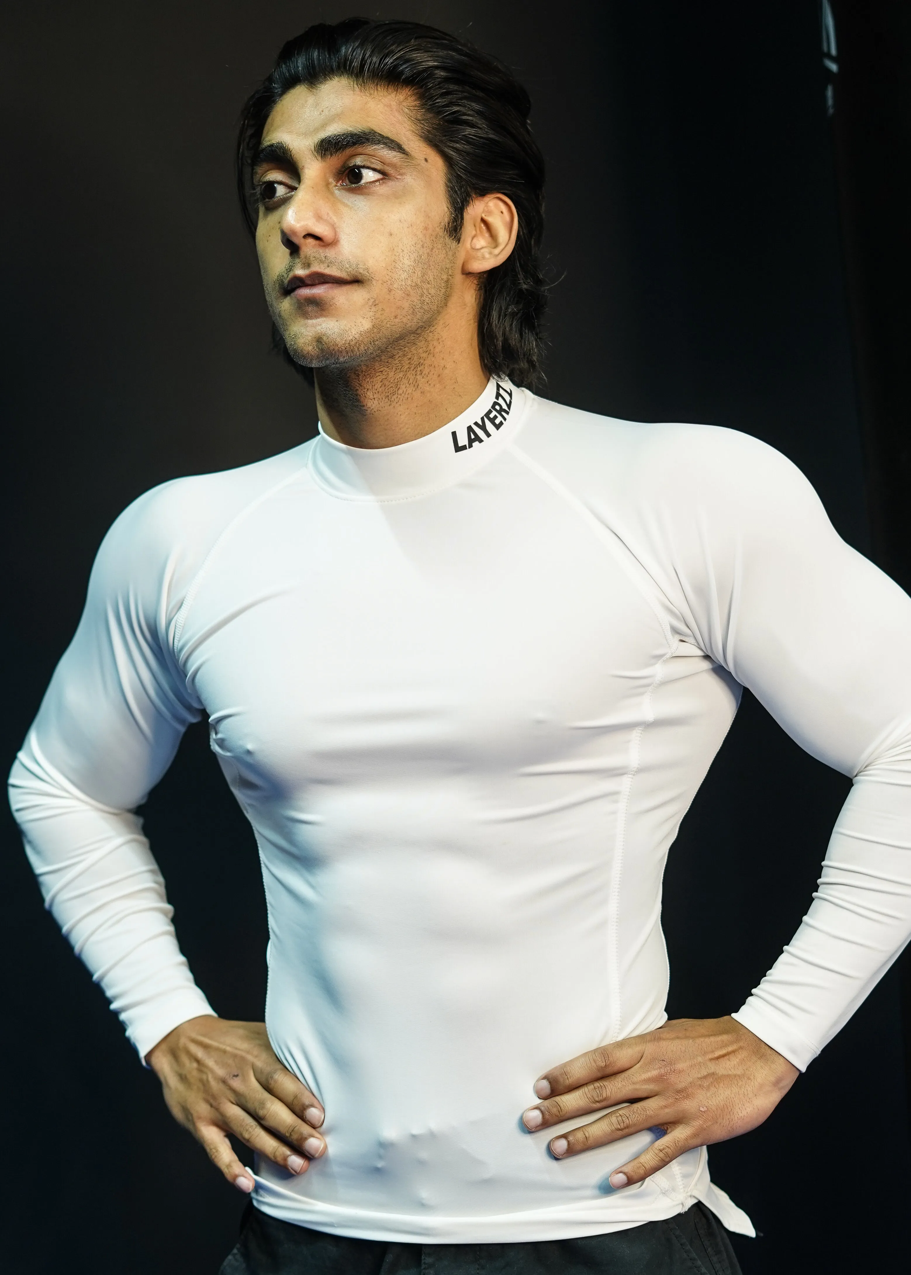 Mock neck compression full sleeve - White