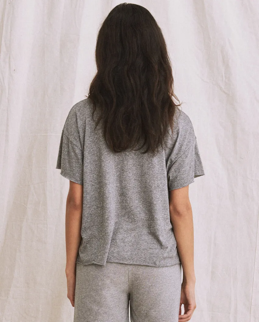 The Crop Tee. Solid -- HEATHER GREY